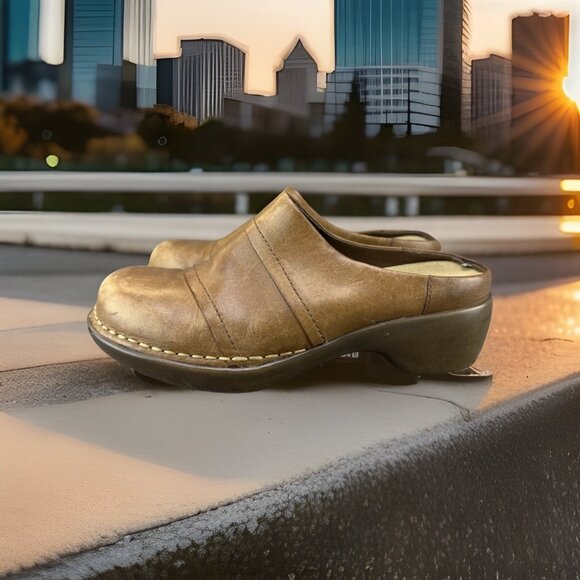 Dockers Shoes - ✅Womens 6.5M Dockers DKEASTHAM Clogs Brown Leather Slip On Mules Comfort Shoes